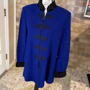 Elegant Blue Women's Jacket with Black Accents